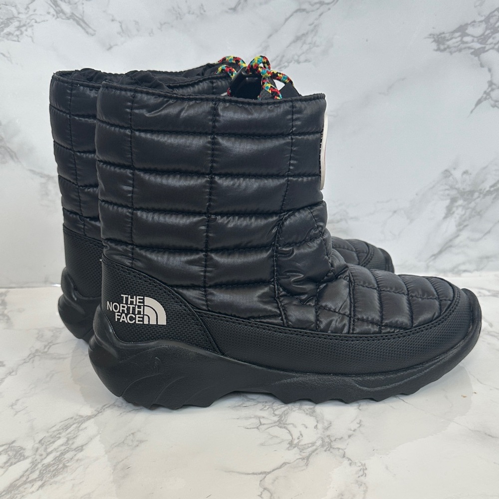 The North Face Women’s Thermoball Bootie - Picture 4 of 12